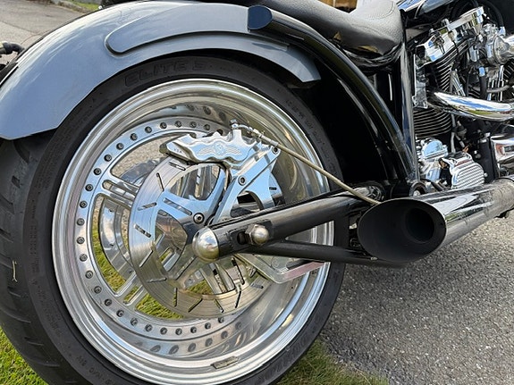 Harley-Davidson Godfather Custom (Zodiac) 3 of 8