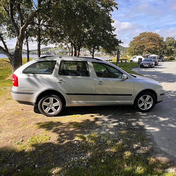 Skoda Octavia 5 of 14