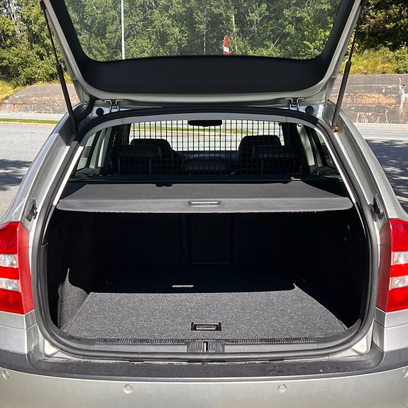 Skoda Octavia 4 of 14