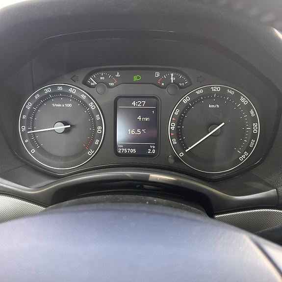 Skoda Octavia 12 of 14