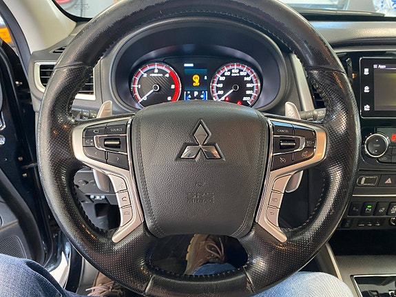 Mitsubishi L200 12 of 26