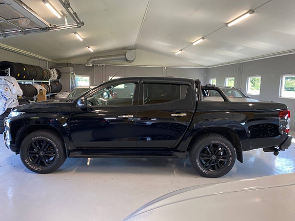 Mitsubishi L200 7 of 26