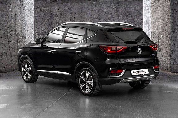 MG ZS EV 5 of 25
