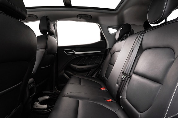 MG ZS EV 20 of 25