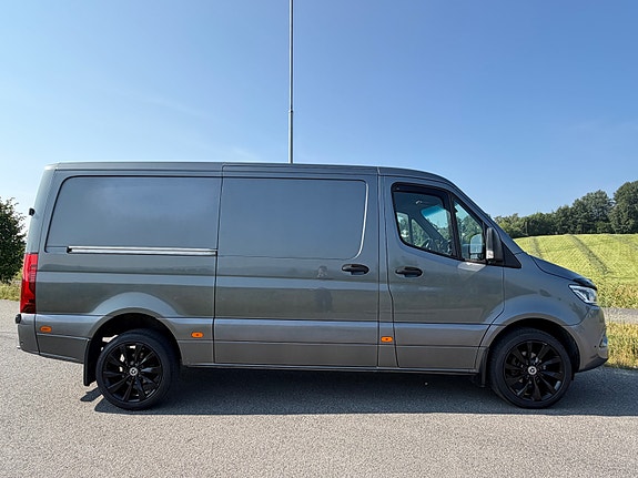 Mercedes-Benz Sprinter 6 of 30