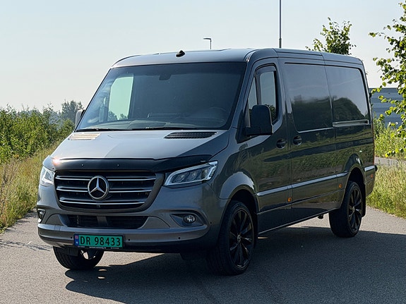 Mercedes-Benz Sprinter 3 of 30