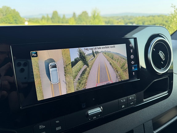 Mercedes-Benz Sprinter 25 of 30