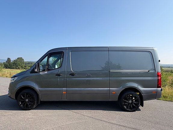 Mercedes-Benz Sprinter 12 of 30