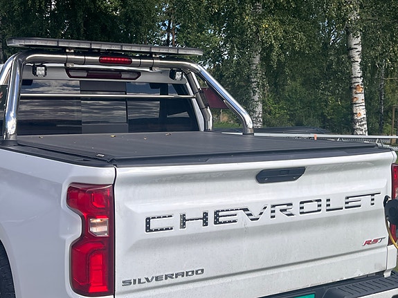 Chevrolet Silverado 1500 3 of 13