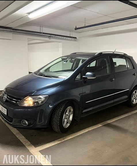 Volkswagen Golf Plus 2 of 15