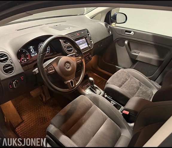 Volkswagen Golf Plus 9 of 15