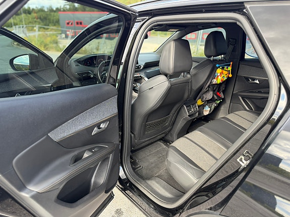 Peugeot 3008 10 of 21