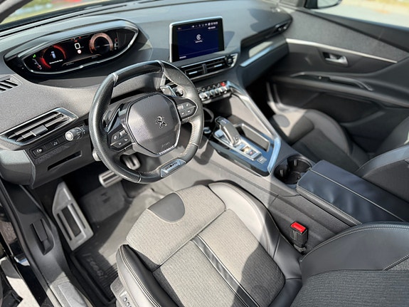 Peugeot 3008 8 of 21