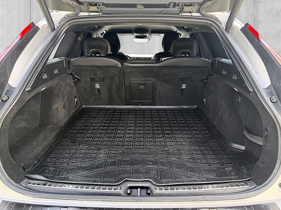 Volvo V90 13 of 29