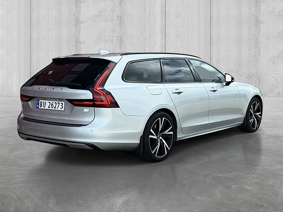 Volvo V90 4 of 29