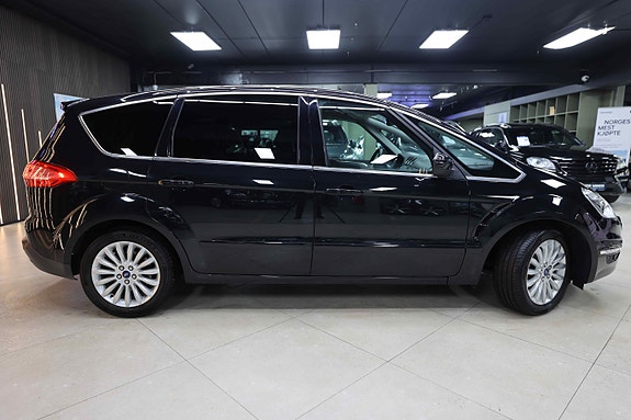 Ford S-MAX 9 of 30