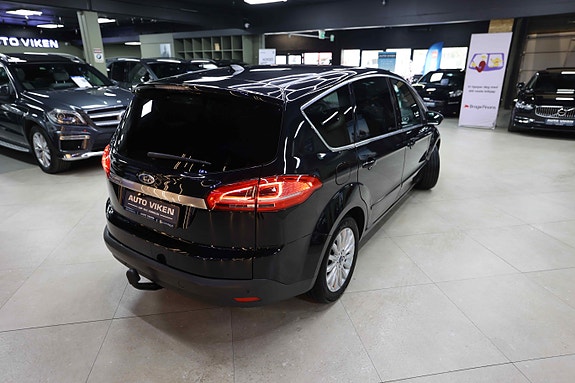 Ford S-MAX 17 of 30
