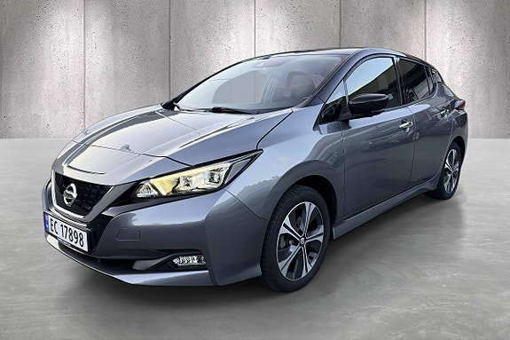 Nissan Leaf 3 of 27