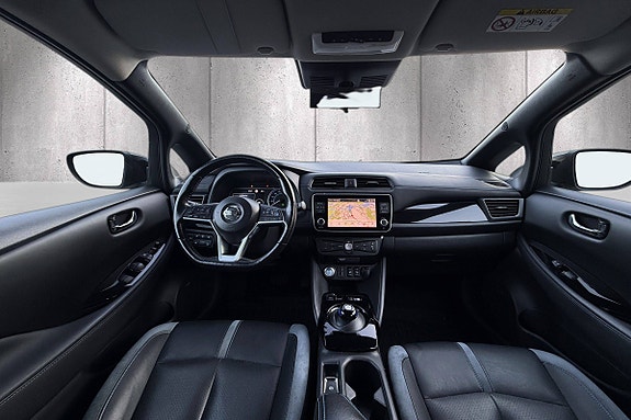Nissan Leaf 11 of 27