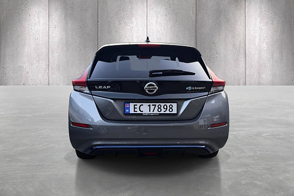 Nissan Leaf 6 of 27