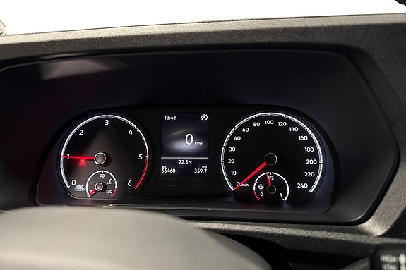 Volkswagen Caddy Maxi 10 of 24
