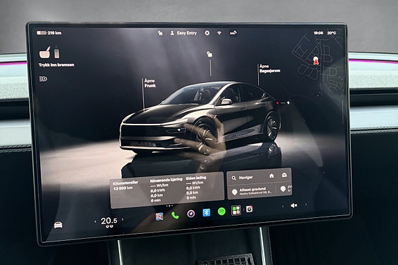 Tesla Model Y 13 of 23