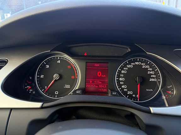Audi A4 15 of 21