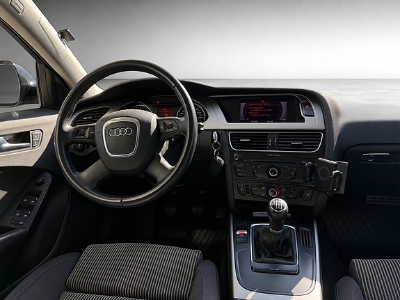 Audi A4 13 of 21