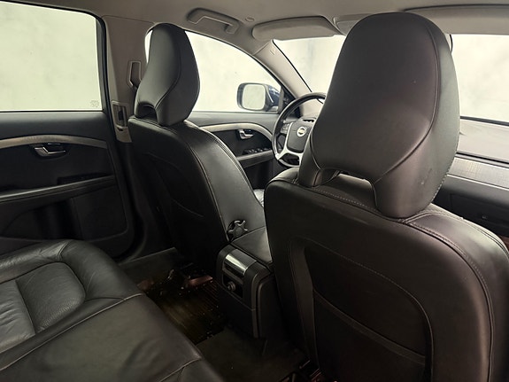 Volvo XC70 24 of 30