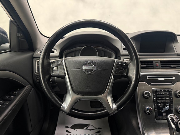 Volvo XC70 16 of 30