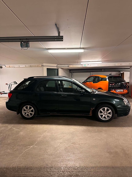 Subaru Impreza 3 of 15