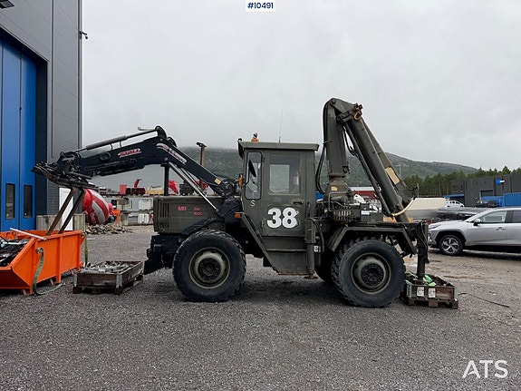 Mercedes MB-trac 1000 4x4 traktor m/ frontlaster og kran 6 of 30