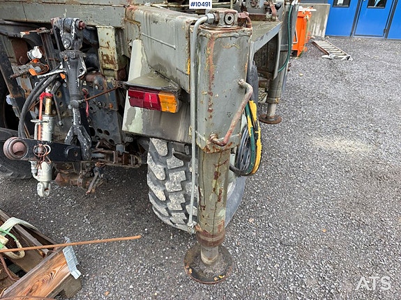 Mercedes MB-trac 1000 4x4 traktor m/ frontlaster og kran 25 of 30