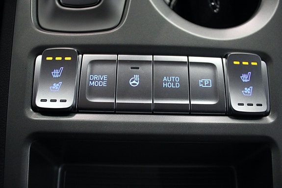 Hyundai Kona 26 of 30