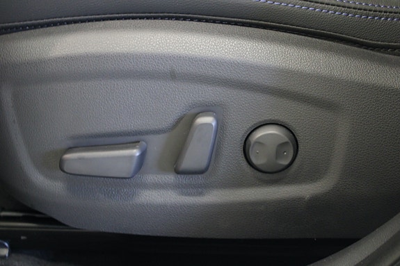 Hyundai Kona 15 of 30