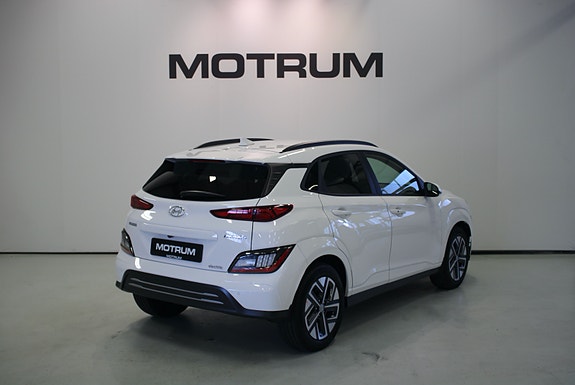 Hyundai Kona 3 of 30