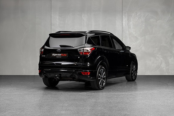 Ford Kuga 9 of 30