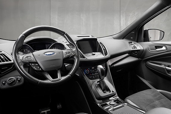 Ford Kuga 27 of 30