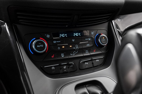 Ford Kuga 21 of 30