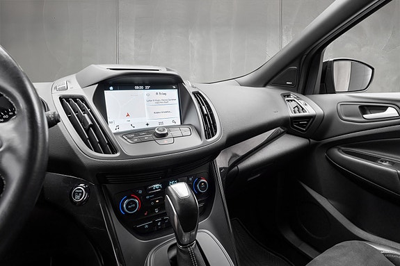 Ford Kuga 18 of 30