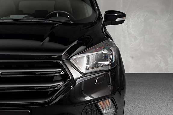 Ford Kuga 14 of 30