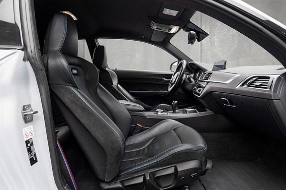 BMW M2 28 of 30