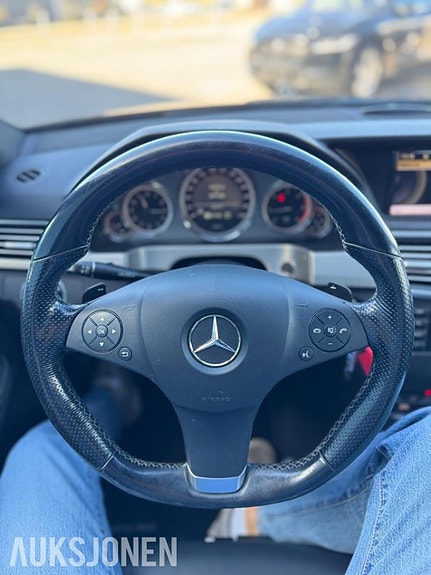 Mercedes-Benz E-Klasse 23 of 30