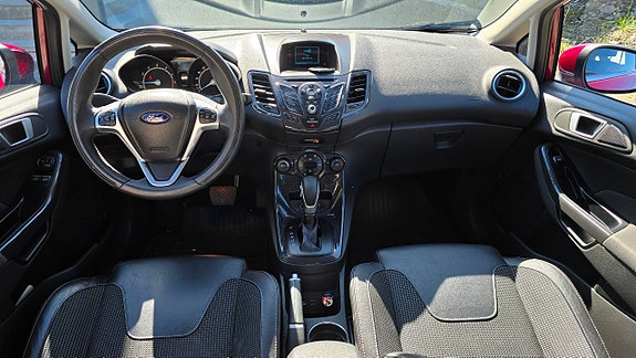 Ford Fiesta 9 of 21