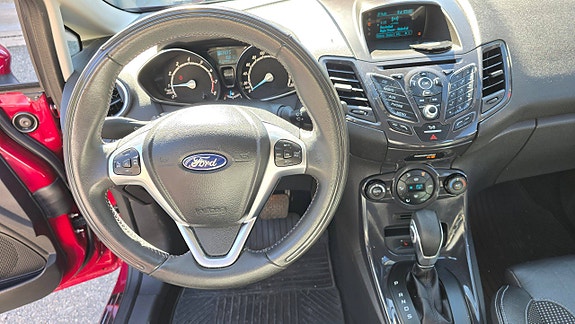Ford Fiesta 16 of 21