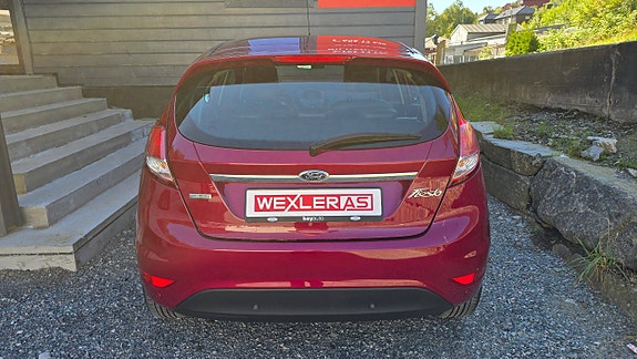 Ford Fiesta 8 of 21