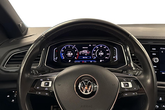 Volkswagen T-Roc 9 of 24