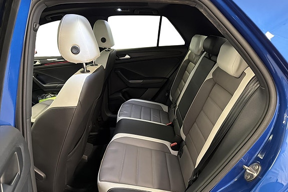 Volkswagen T-Roc 7 of 24