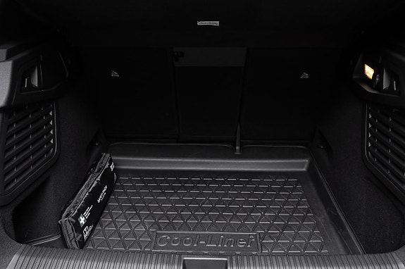 Renault Scenic E-Tech 23 of 26