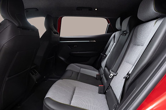 Renault Scenic E-Tech 15 of 26